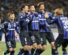 北青报道,余望不随队,共庆冲超荣,凯发K8入口,凯发线上入口,凯发下载app,凯发K8娱乐