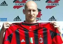 塞尔吉尼奥,社交媒体庆,贺女儿三岁,凯发K8入口,凯发线上入口,凯发下载app,凯发K8娱乐